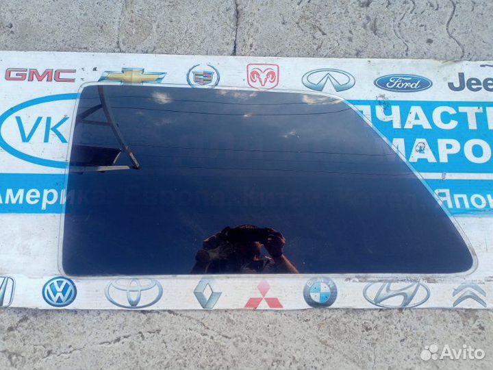 Стекло заднее левое Volkswagen Golf 88-94 coupe