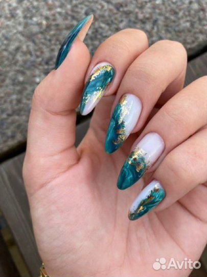 Наращивание ногтей, покрытие гель-лак