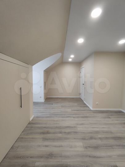 2-к. квартира, 61,5 м², 5/5 эт.