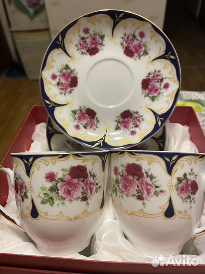 Чайный набор костяной фарфор новый(2 чаш. 2 блюд.)