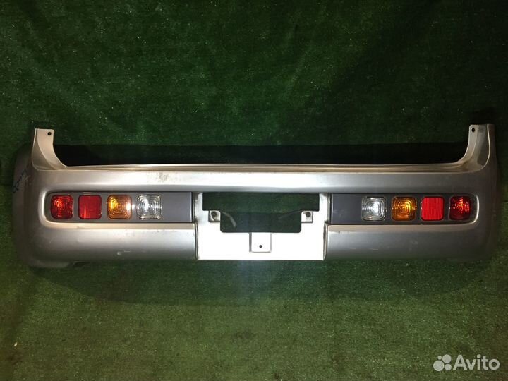 Бампер задний nissan Cube Z11 Серебро с фонарями