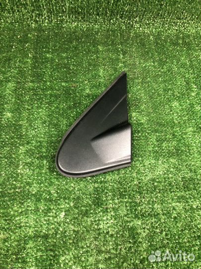 Накладка крыла левая Mitsubishi Space Star