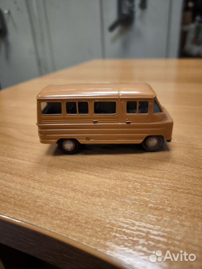 1:43 ZUK произведено в Украине