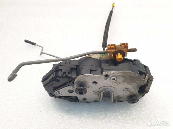 Замок двери задний правый Chevrolet Cruze 1.6