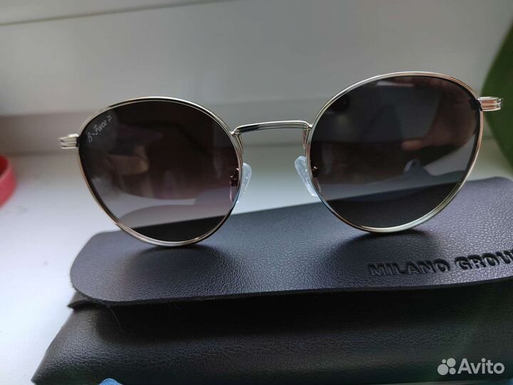 Солнцезащитные очки