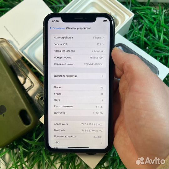 iPhone Xr, 64 ГБ