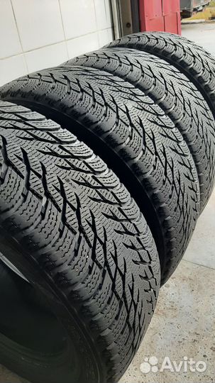 Nokian Tyres Hakkapeliitta R3 SUV 235/55 R18 104R