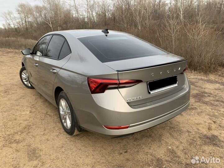 Спойлер багажника Skoda Octavia A8 2019-2022