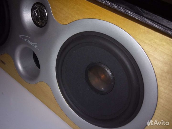 Продам центр KEF Coda80