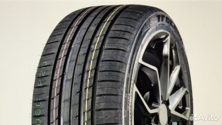 Tracmax X-Privilo RS01+ 275/40 R22 108Y