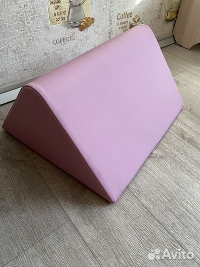 Подушка под ноги