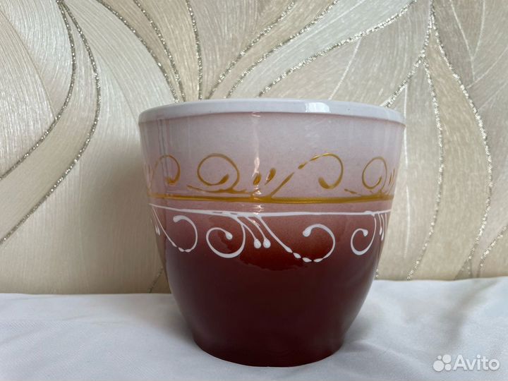 Продам горшок цветочный