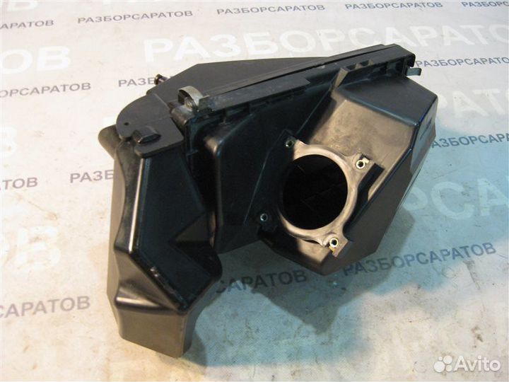 Корпус воздушного фильтра Nissan Primera P12