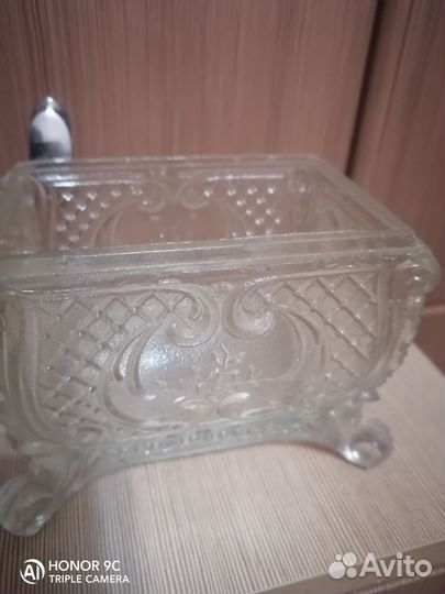 Шкатулка с грушей. Мальцев