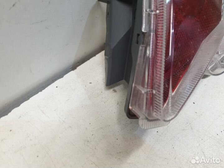 Фонарь противотуманный задний правый Toyota Rav4
