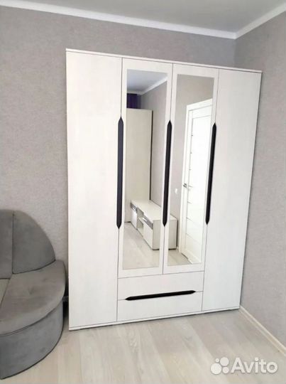 Шкаф белый 4х створчатый с ящиками Валенсия щк 014