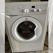 Стиральная машина indesit 5кг