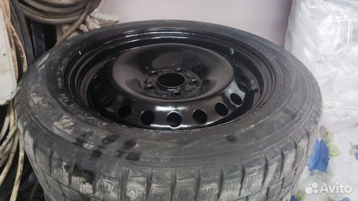 Dunlop Winter Maxx 215/55 R16 97T