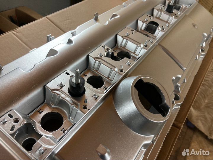 Алюминиевая клапанная крышка BMW M54/M52