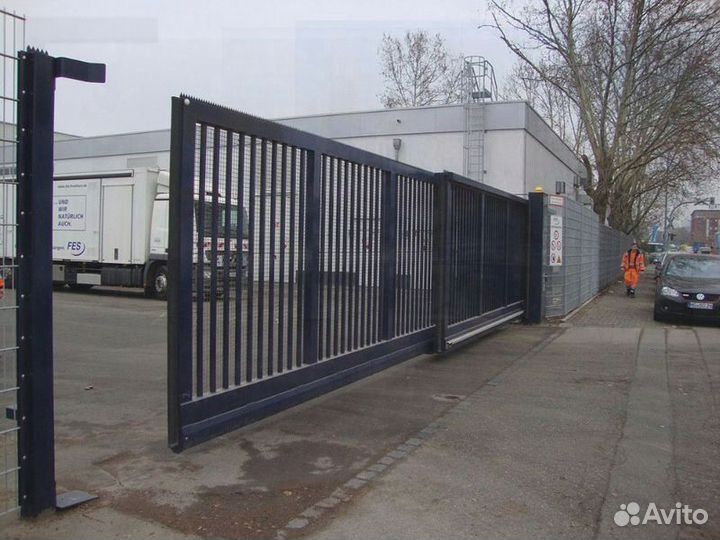 Откатные ворота и забор
