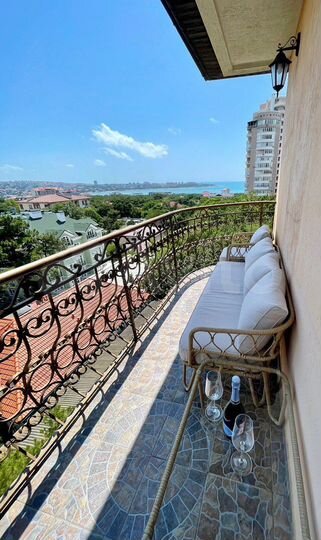 2-к. квартира, 64,5 м², 6/7 эт.