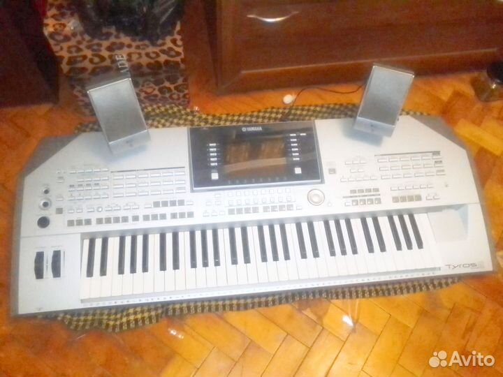 Синтезатор Yamaha Tyros2