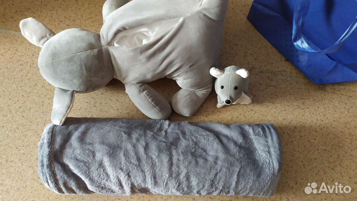 Плед и подушка-игрушка