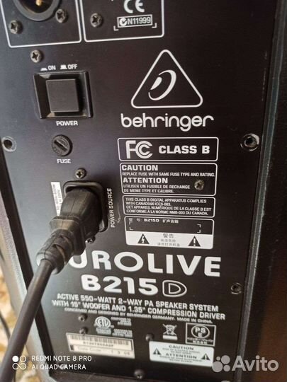 Акустич колонка Behringer Eurolive b215d + стойка