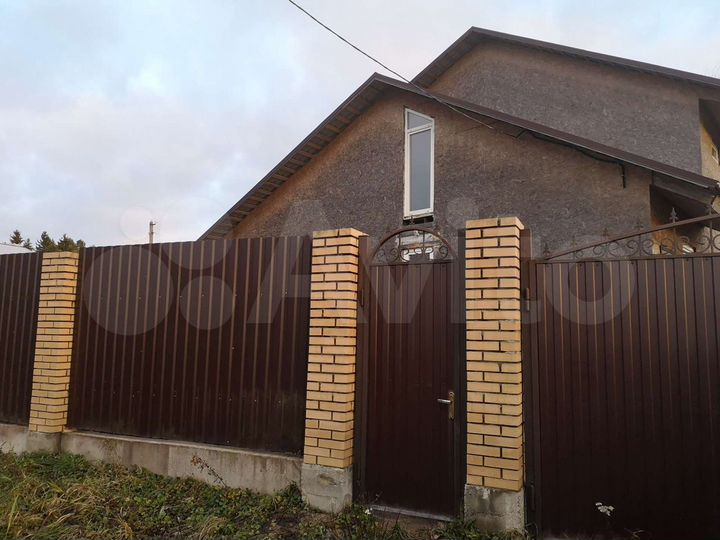 Дом 243 м² на участке 10 сот.