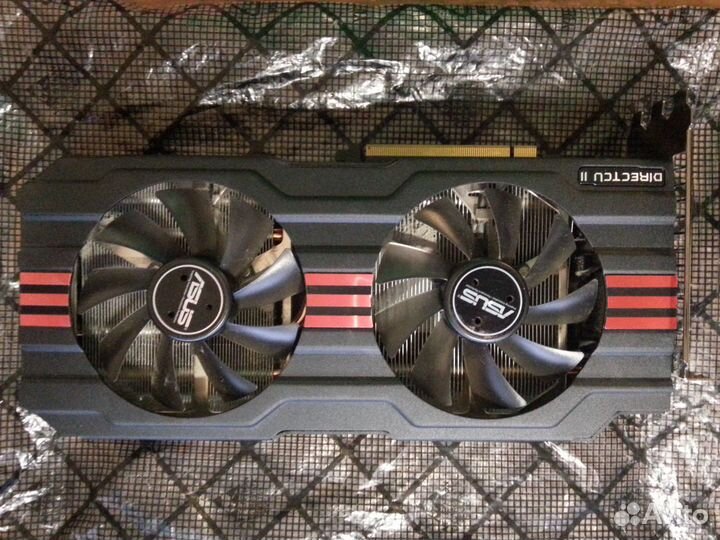 Продается видеокарта Asus AMD Radeon HD7970