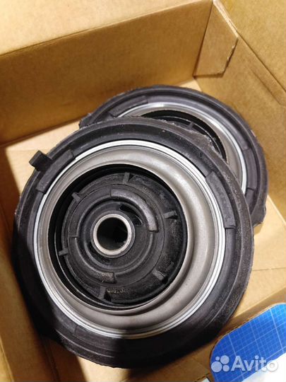 Комплект опор амортизаторов Peugeot 3008/5008