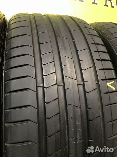 Pirelli P Zero PZ4 255/35 R20 97Y
