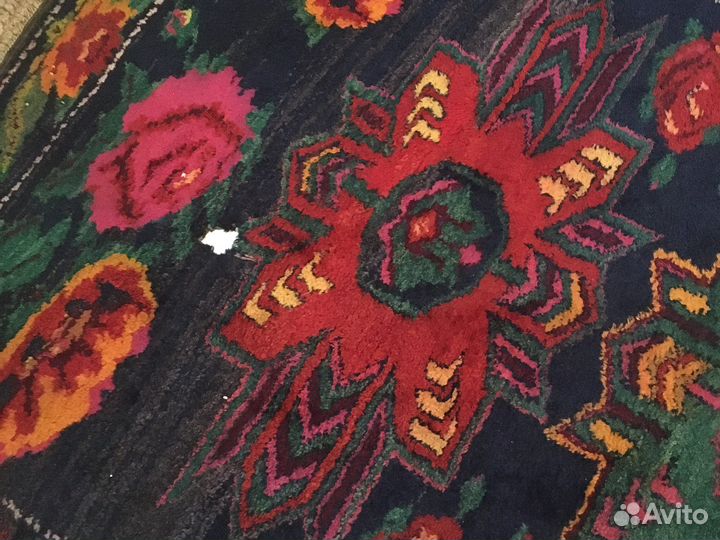 Ковер шерстяной