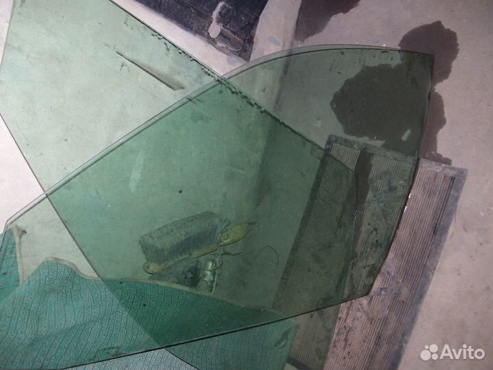 Шкода октавия стекло
