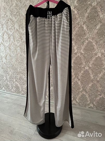 Женский костюм в зебру