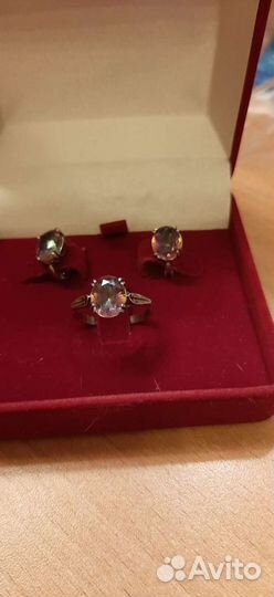 Ювелирные украшения новые