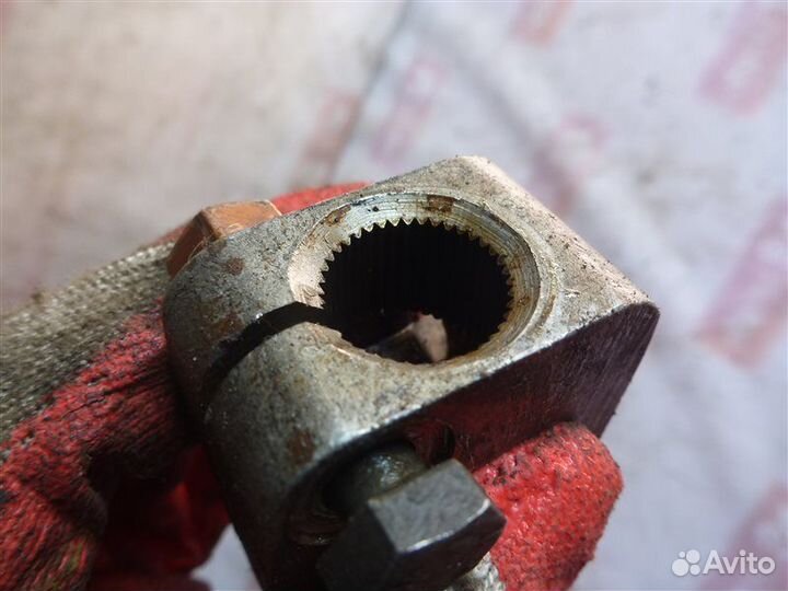 Рулевой карданчик верхний Volkswagen Passat B4 ADY