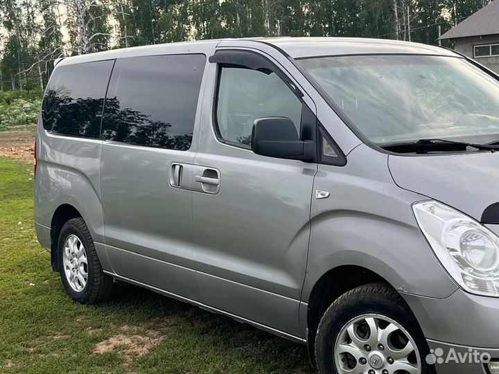 Hyundai Grand Starex 2.4 AT, 2011, 350 000 км