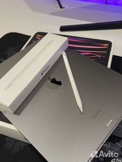 iPad pro 12.9 6 поколение