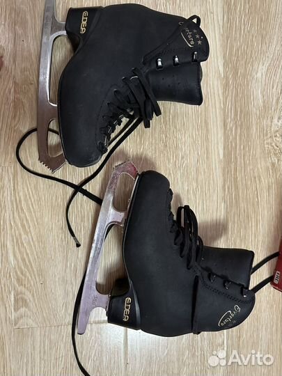 Профессиональные Фигурные коньки Edea overture 205