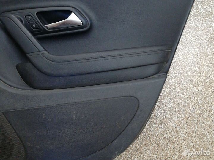 Volkswagen Passat CC Обшивка двери задней правой