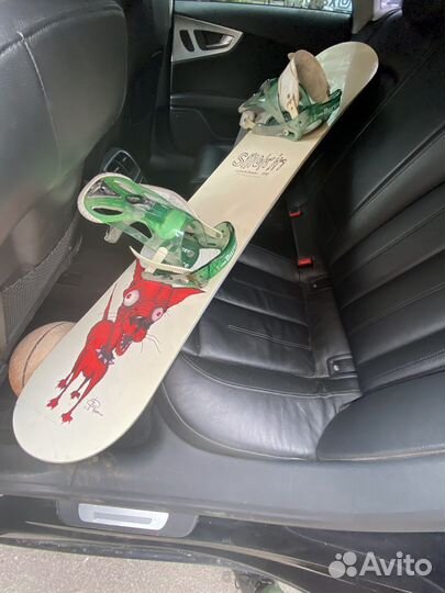 Сноуборд smokin с креплениями burton