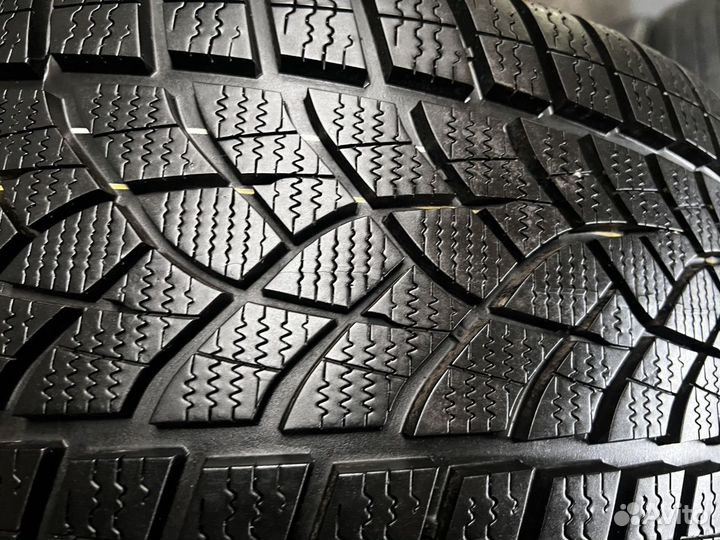 Goodyear UltraGrip Performance 245/40 R18