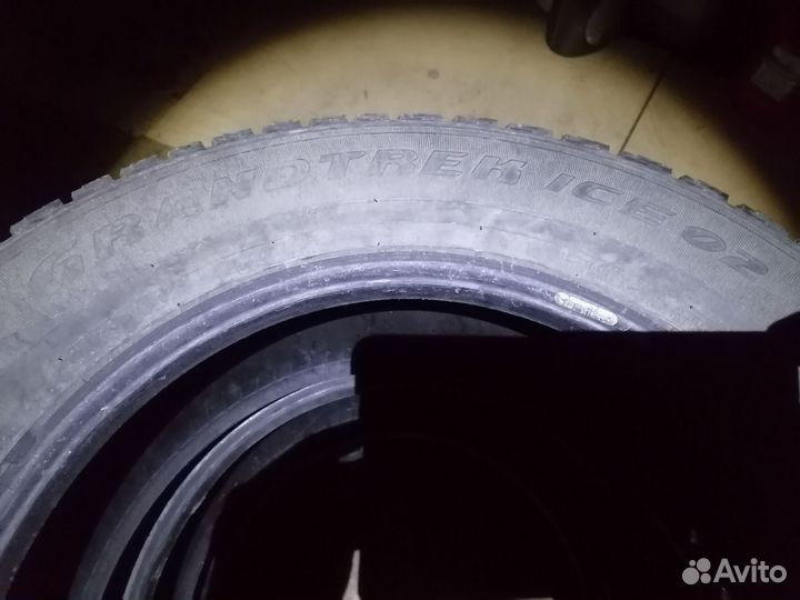 Dunlop Grandtrek Ice 02 225/65 R17 106T