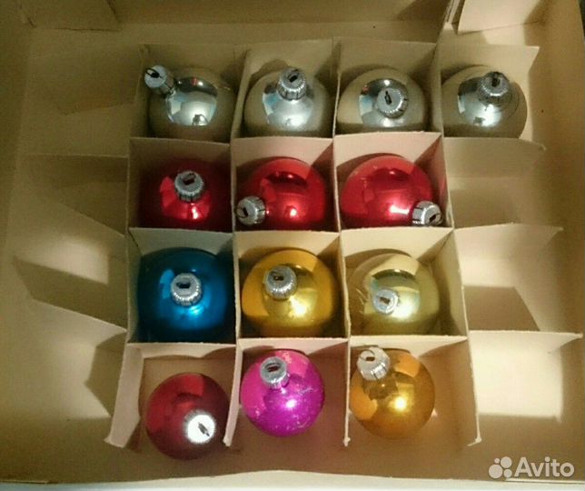 Набор ëлочных игрушек. гдр (Германия)