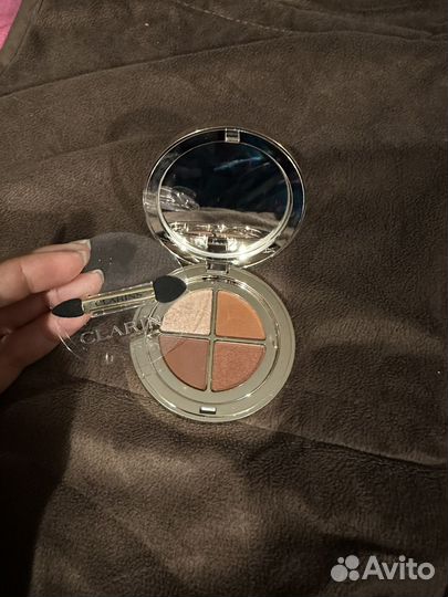 Тени для век clarins