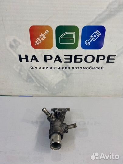 Фланец системы охлаждения Toyota Land Cruiser 200