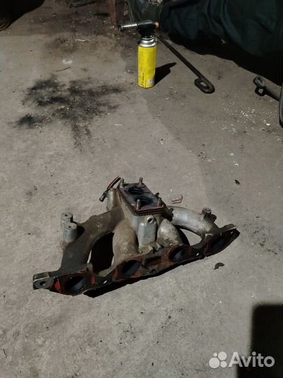 Выпускной коллектор под карбюратор Ford sierra