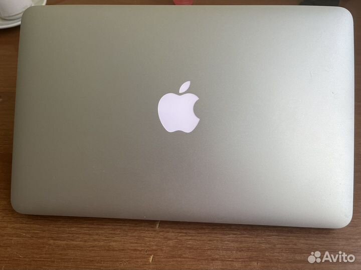 Apple MacBook Air 11