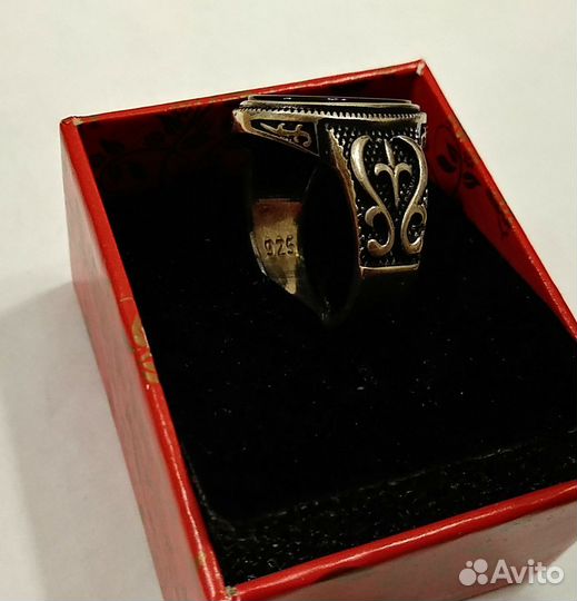 Серебряное кольцо с ониксом, Турция